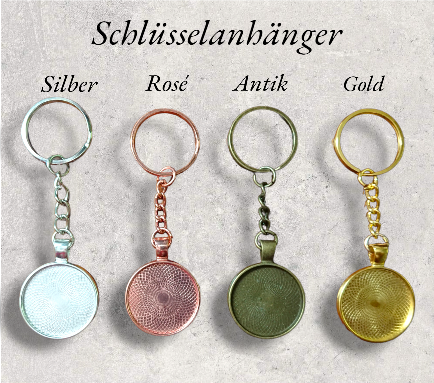 Edelstahl Anhänger "Initial" aus Haaren gelegt